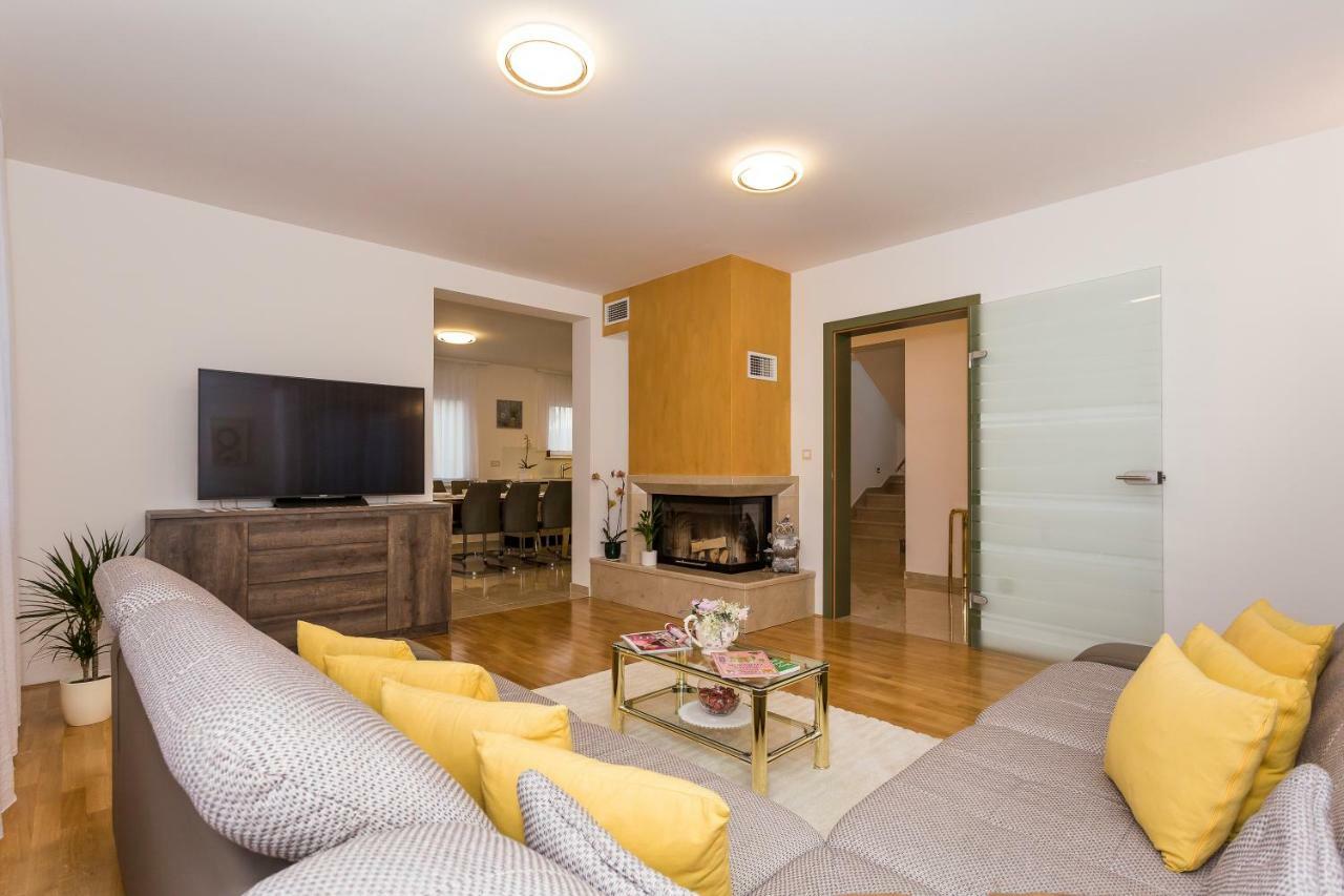 Vila Sweet Marija With Heated Pool
